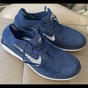 EUC NIKE MENS BLUE FREE RUN FLYKNIT Size 10.5